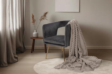 Torkkupeitto Plush Taupe 150 x 200 cm