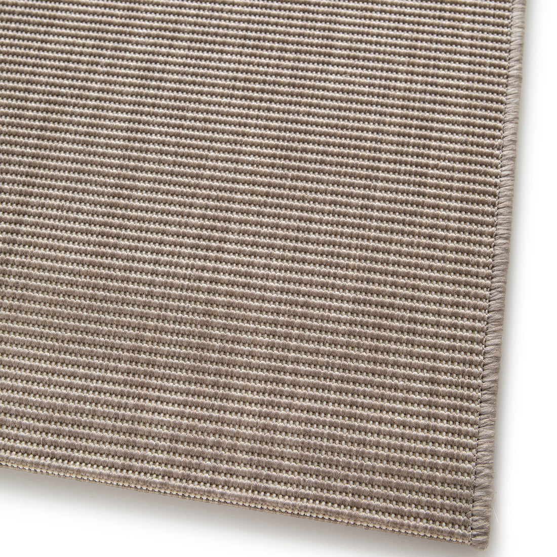 Sileäksi kudottu Pilke Pellava