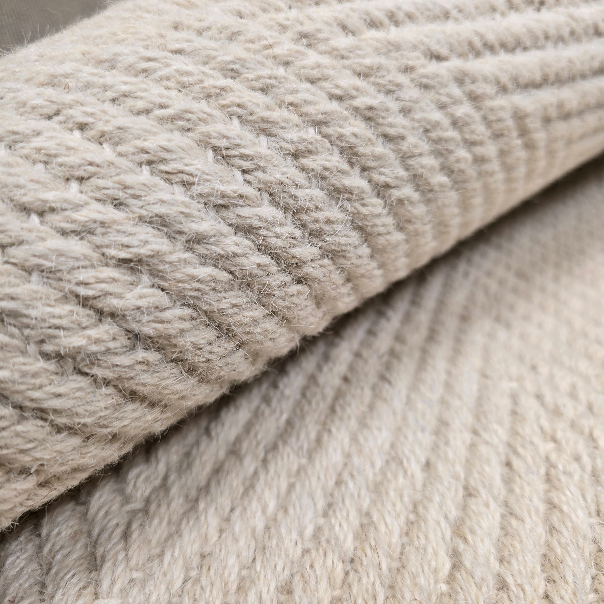 valkoinen villamatto selma materiaali