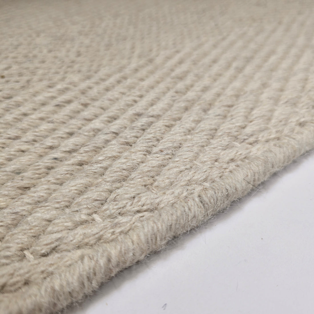 valkoinen villamatto selma pääkuva