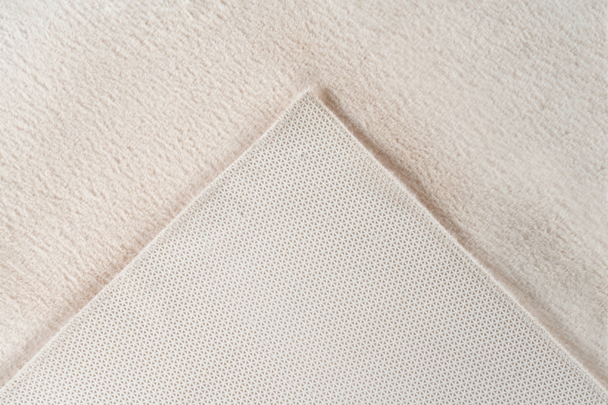 beige kylpyhuonematto paradise kulma
